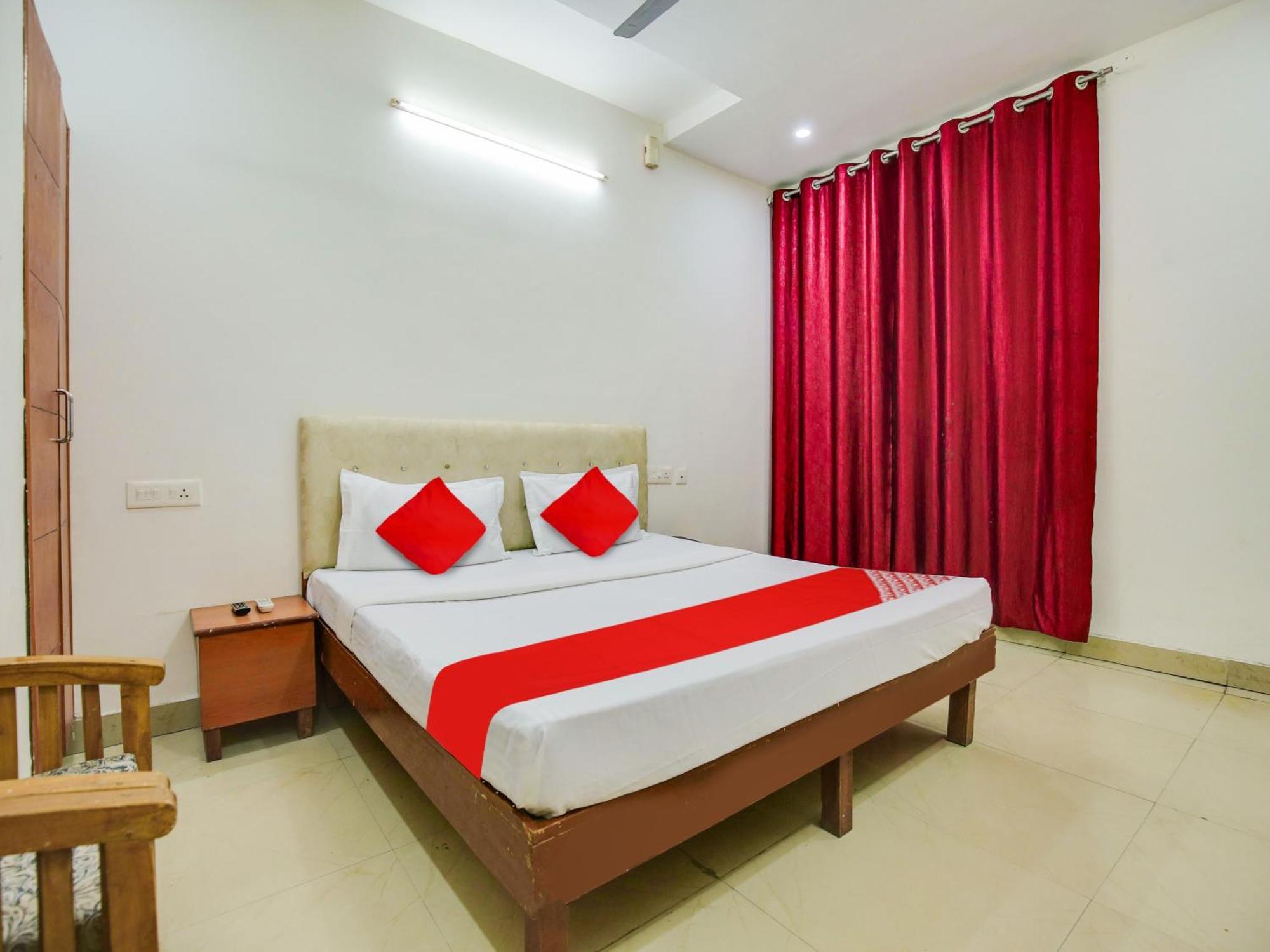 Hotel O Platinum Inn Nayagaon Exterior photo